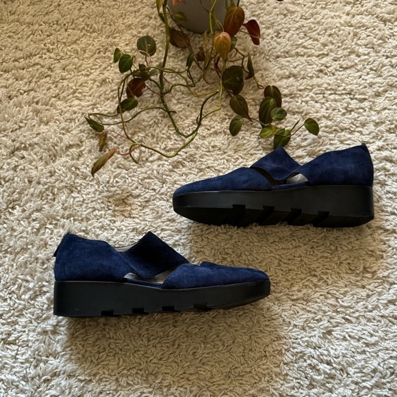 Eileen Fisher Marlow Wedge Mary Janes Loafers Size 7.5 Blue Suede Zipper - Picture 2 of 13